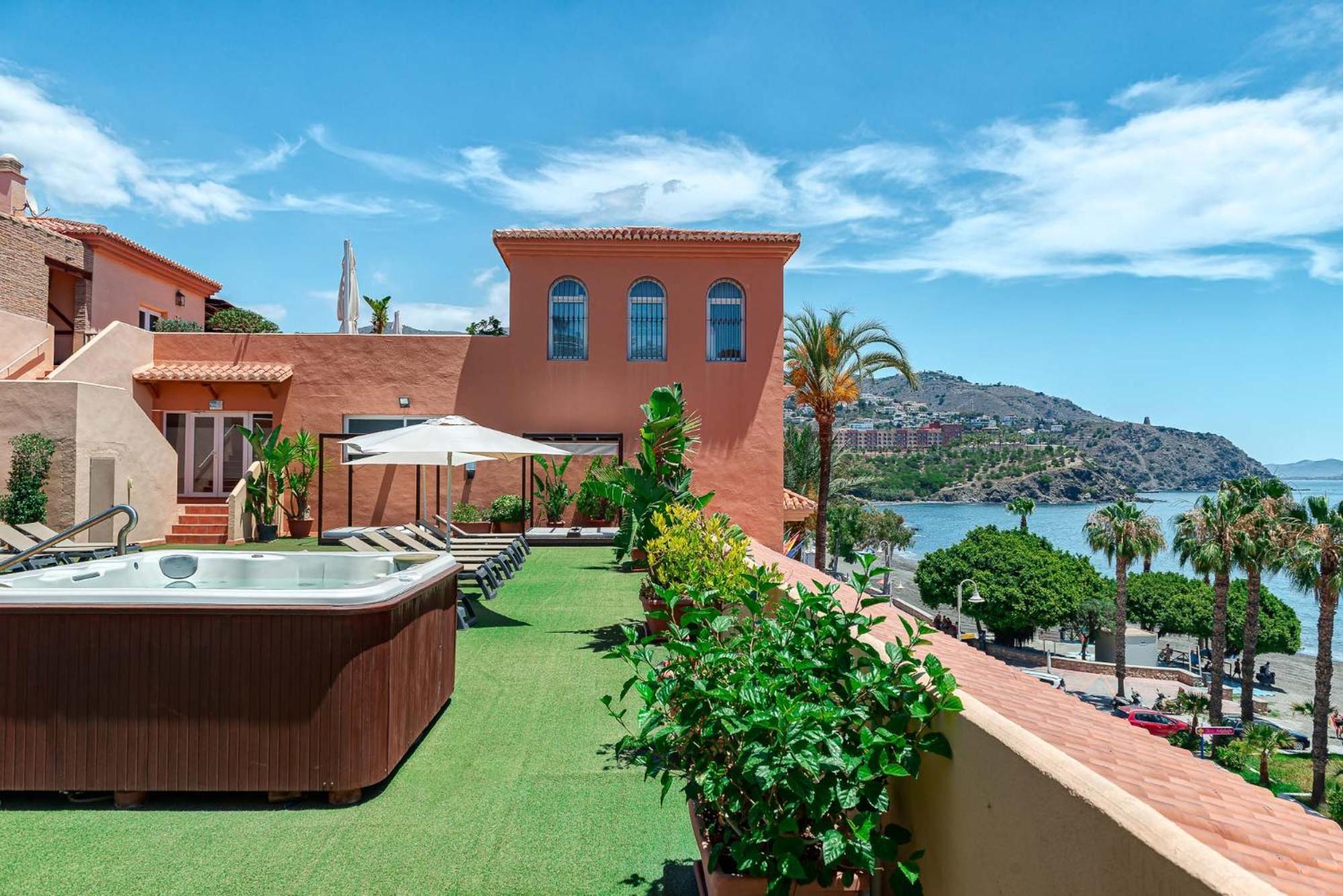 Bahia Tropical Hotel Almunecar Exterior photo